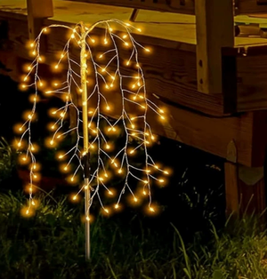 Solar outdoor firecracker light